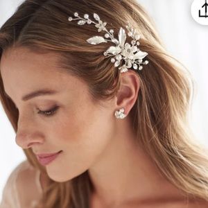 Wedding Pearl Floral Hair Clip NWT